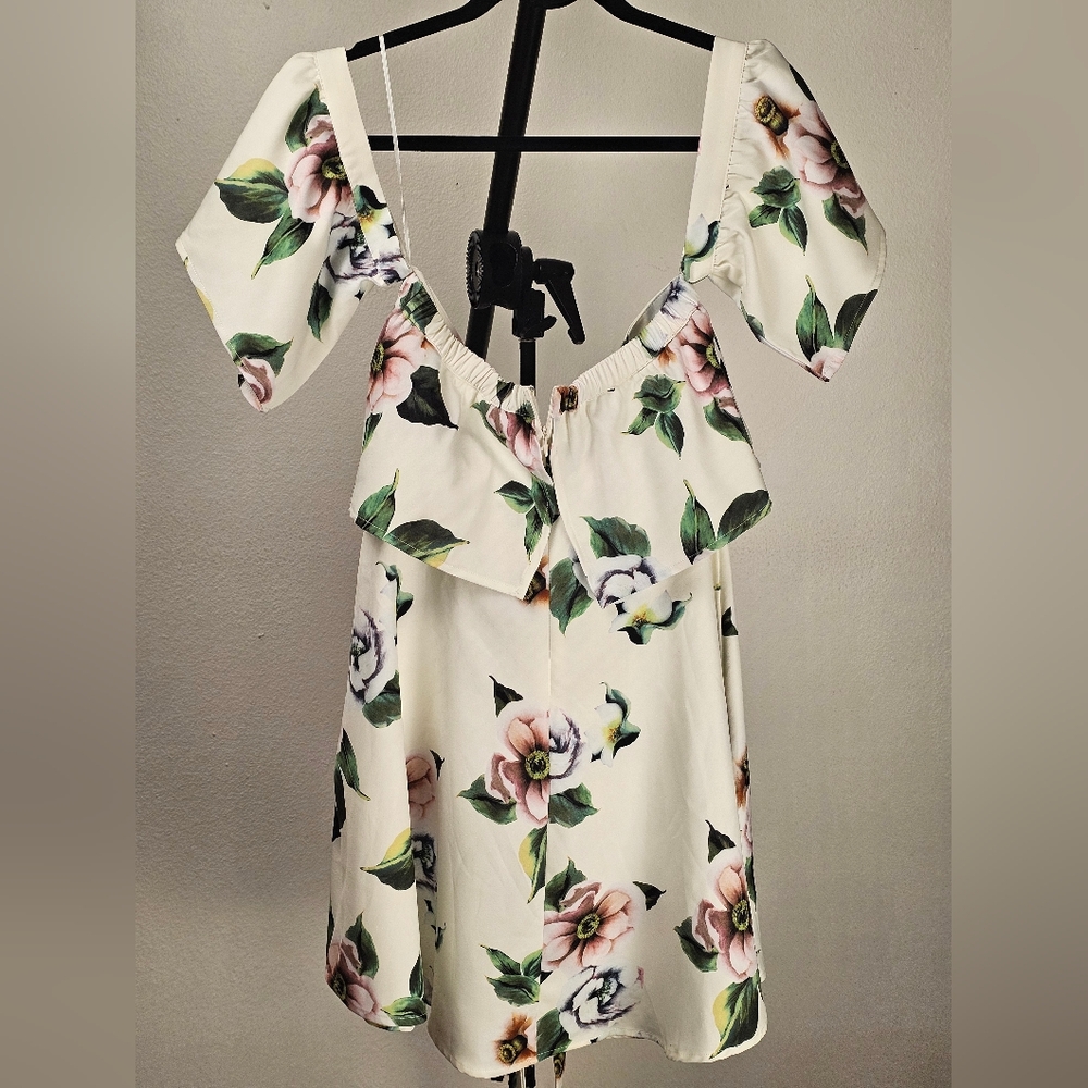 Women's dress